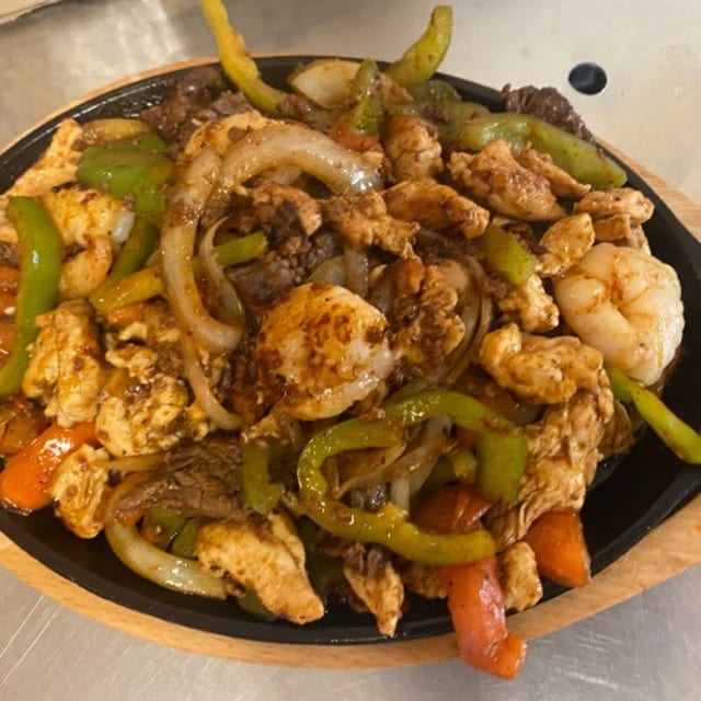 Los Costeños Fajita.